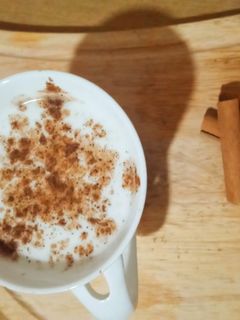 صورة لوصفة كوب سحلب بالقرفه ☕