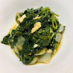 A picture of Sautéed Garlic Spinach.