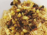 Fusilli alla boscaiola vegan