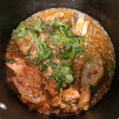 A picture of Green Chili / Pepper chicken.