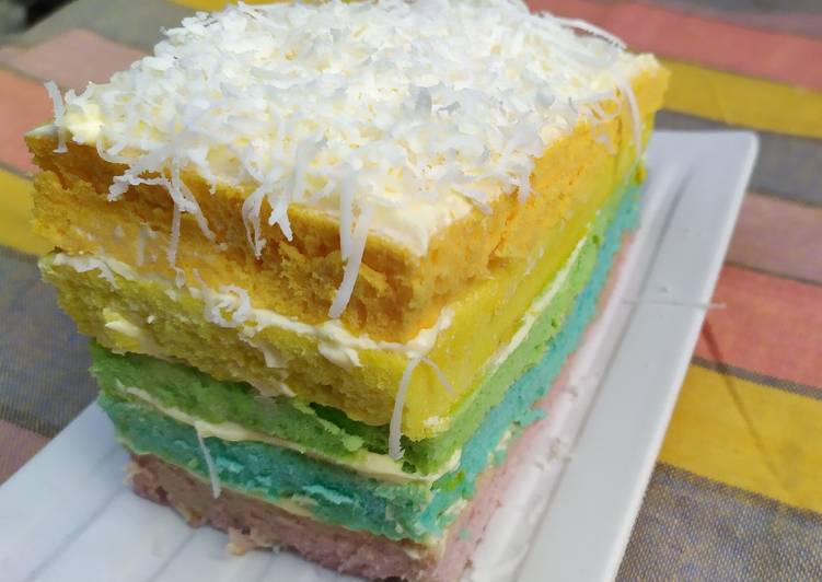 Rainbow Cake Kukus bydeesawitri