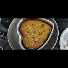Semolina cake A picture of Semolina cake.