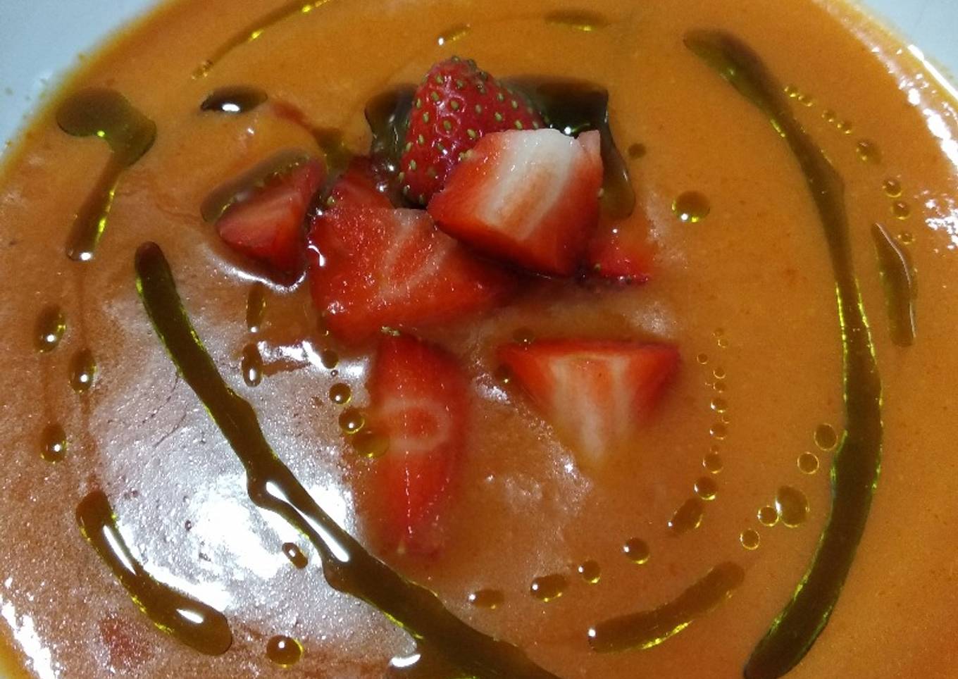 Gazpacho de tomate y fresa