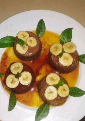 Una foto de Quesillos individuales rellenos de galleta de almendra