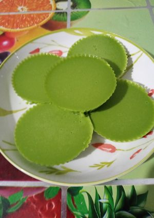 รูปของ วุ้นกะทิใบเตย สูตรในขั้นตอนเดียว