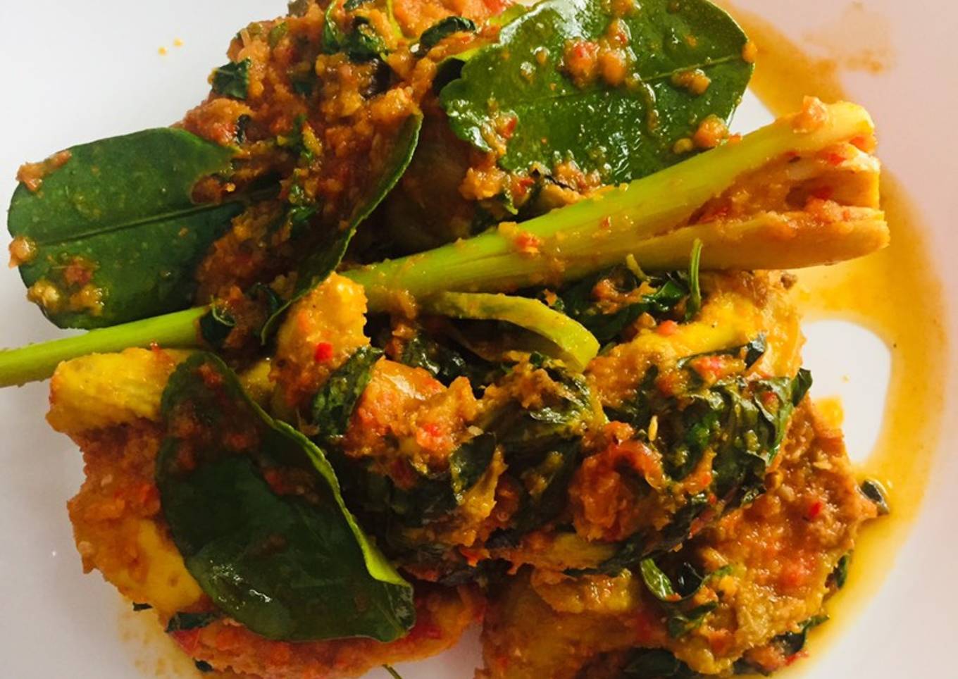 Ayam dan Ati Ampela Rica-Rica Kemangi