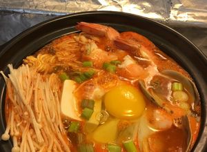 Hình của món Mì KimChi ấm bụng cho ngày lạnh :).