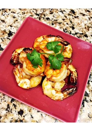 Hình của món Tôm rim mặn 🍤.