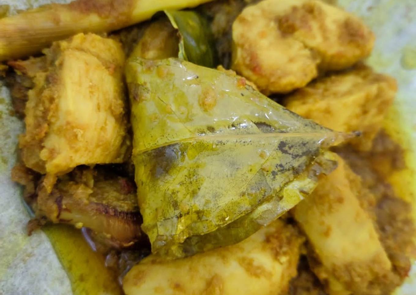 Ayam Bumbu Kuning