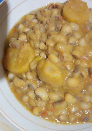 A picture of Beans and plantain pridge.