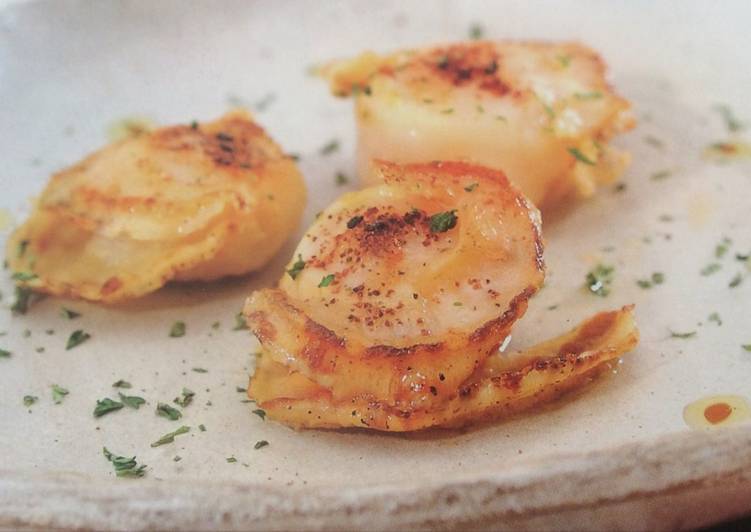 Steps to Prepare Homemade Pan-fried scallops with shichimi and ponzu