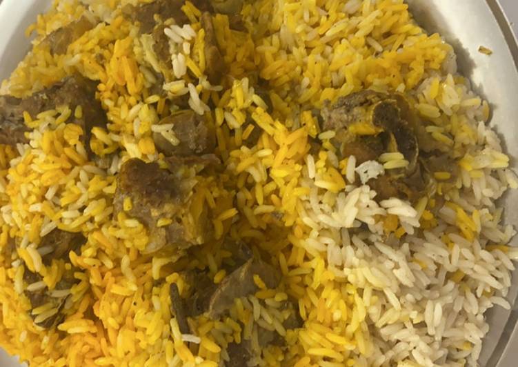 أرز مبخر باللحم