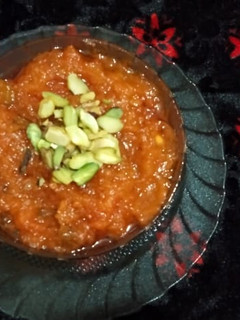પપૈયા નો હલવો(papaya halwa recipe in gujarati) રેસીપી મુખ્ય ફોટો