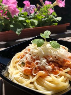 Spagetti csirkemellből🍝🍅 recept fotója