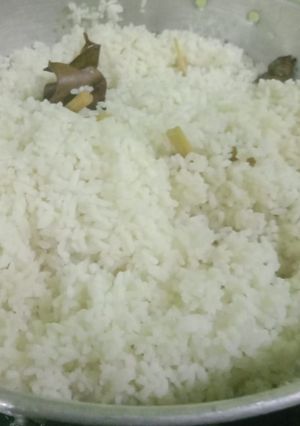 Foto resep Nasi uduk kaldu bubuk(d dandang)