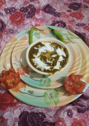 A picture of Palak Paneer healthy and tasty 😋.