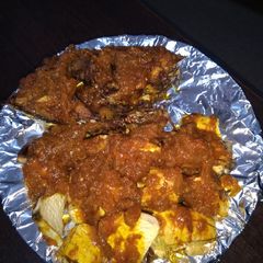 A picture of Bole and fish (croaker).