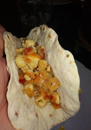 Una foto de Tacos, rapiditas o fajitas Masa Apta para veganos. (Mi relleno fue de pollo riquísimos y sencillos)