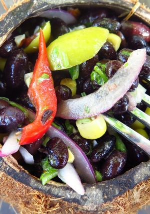 Una foto de Ensalada Colorida de Porotos Negros