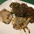 Filets de lieu noir aux oignons, poivrons et anis vert
