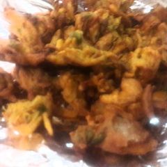 A picture of Palak Pyaz ki bhajia.