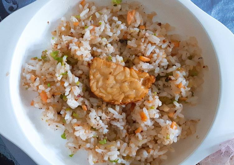 Resep Nasi goreng salmon yang Bikin Ngiler