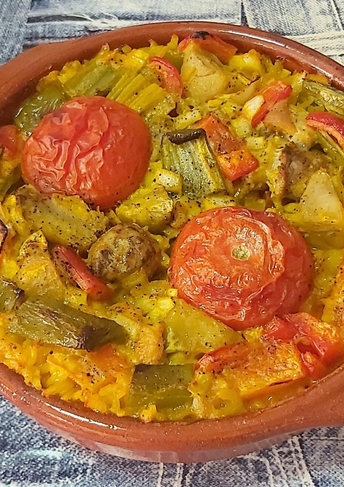 Una foto de Arroz con pollo al horno