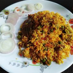 A picture of Matar paneer biryani.