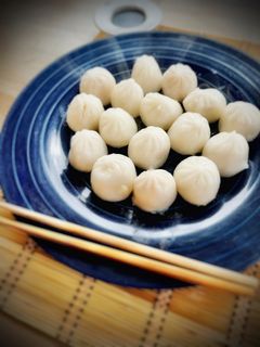 Una foto de Xiao long bao de langostinos