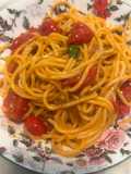 Spaghetti in padella 83 datterino e acciughe salate
