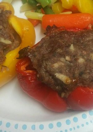 A picture of Stuffed Peppers Sausage, Beef, and Apples.