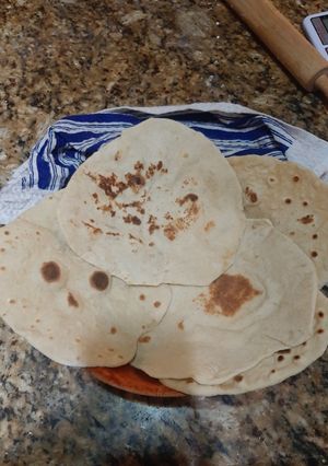 Una foto de Pan pita o Pan Árabe Casero