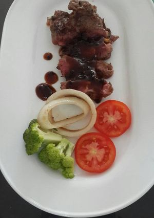 Hình của món Bò beef teak sốt tiêu.