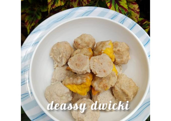 Resep Bakso sapi kenyal (kombinasi) yang Enak