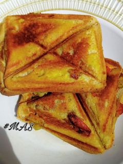 A picture of Potatoe Sandwich.