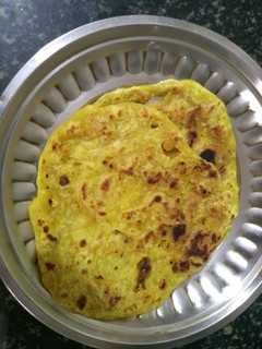 தித்திக்கும் பருப்பு போளி (Paruppu poli recipe in tamil) செய்முறை முக்கிய புகைப்படம்
