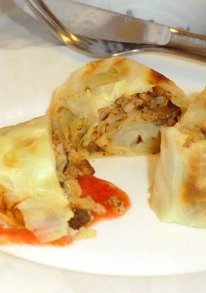 Gombás káposztatekercs recept fotója