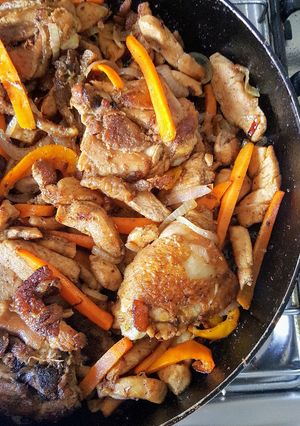 A picture of Onion Carrot Chicken Mix Stir Fry.