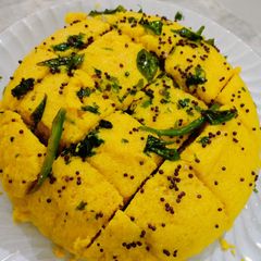 A picture of Ramzan Special Khaman/Dhokla.