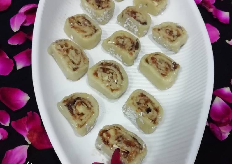 Cashew nut gulkand roll