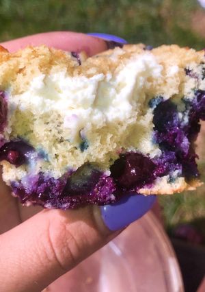 A picture of Stuffed blueberry muffins.