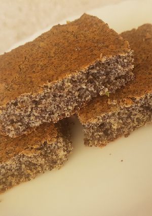 Diétás cukkinis mákos süti recept fotója