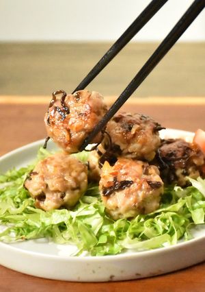 昆布鹽雞肉丸 的食譜成品照片