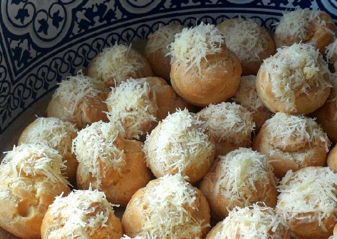 Профитроли с сырно-крабовым салатом📌