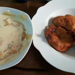 A picture of Akara and pap.
