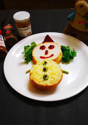 चीज़ी मस्का बन (Cheese muska bun recipe in hindi) रेसिपी मुख्य फोटो
