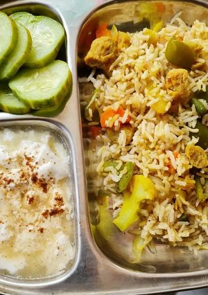 फ्राई राइस (Fry Rice recipe in hindi) रेसिपी मुख्य फोटो