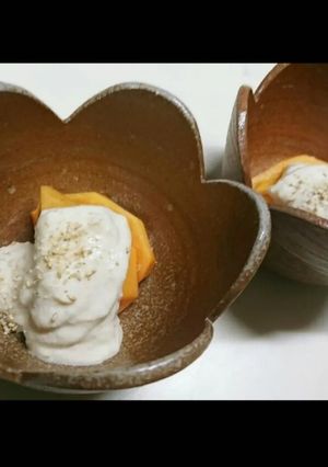 A picture of Persimmon with tofu dressing(Shira-ae).