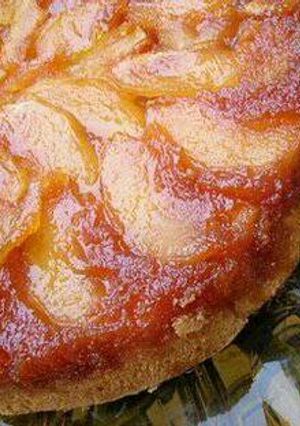 Una foto de Tarta de pera invertida
