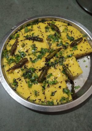 खमण ढोकला (khaman dhokla recipe in Hindi) रेसिपी मुख्य फोटो